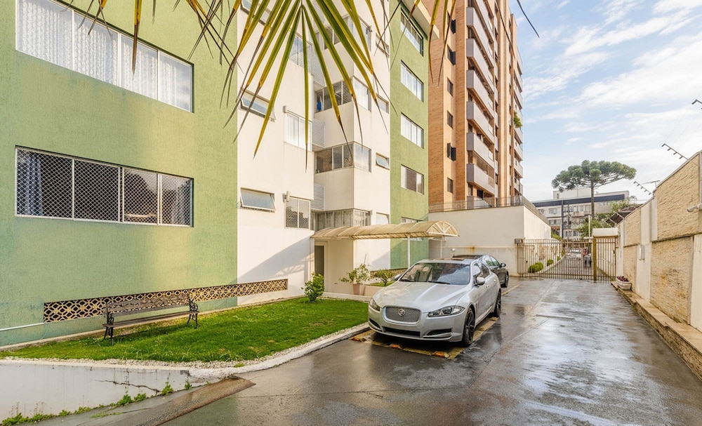 Your Complete Stay in the Best Location in Curitiba - Edgs