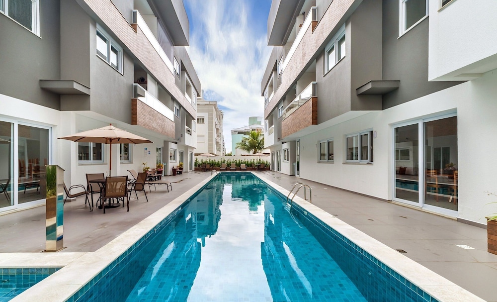 Apart in Cond. w/ Pool 400m From the Beach Tdb0101