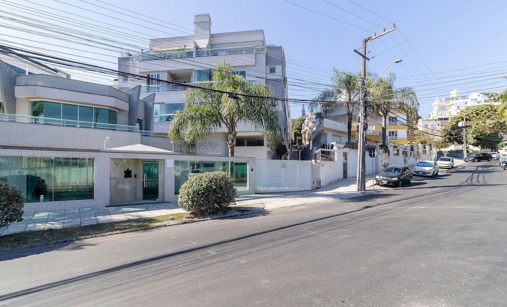 2 Bedroom Apartment With Barbecue Cts0203