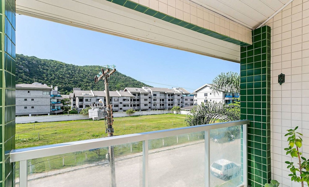 Sea View ap w/ Barbecue 250m From the Beach Cta022