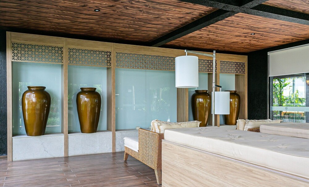 Apart in Thai Beach Home Spa Cond sea Front Tbs106