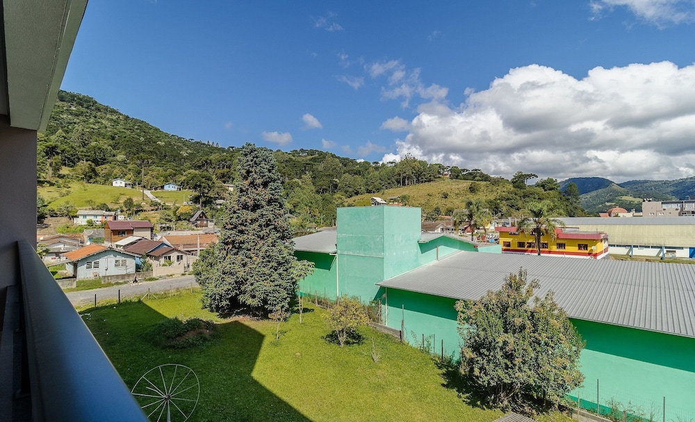 Your Perfect Stay in Urubici Starts Here! CZZ