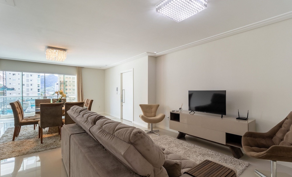 3BR Balcony w/ BBQ 250m From Sea! Ggr0702