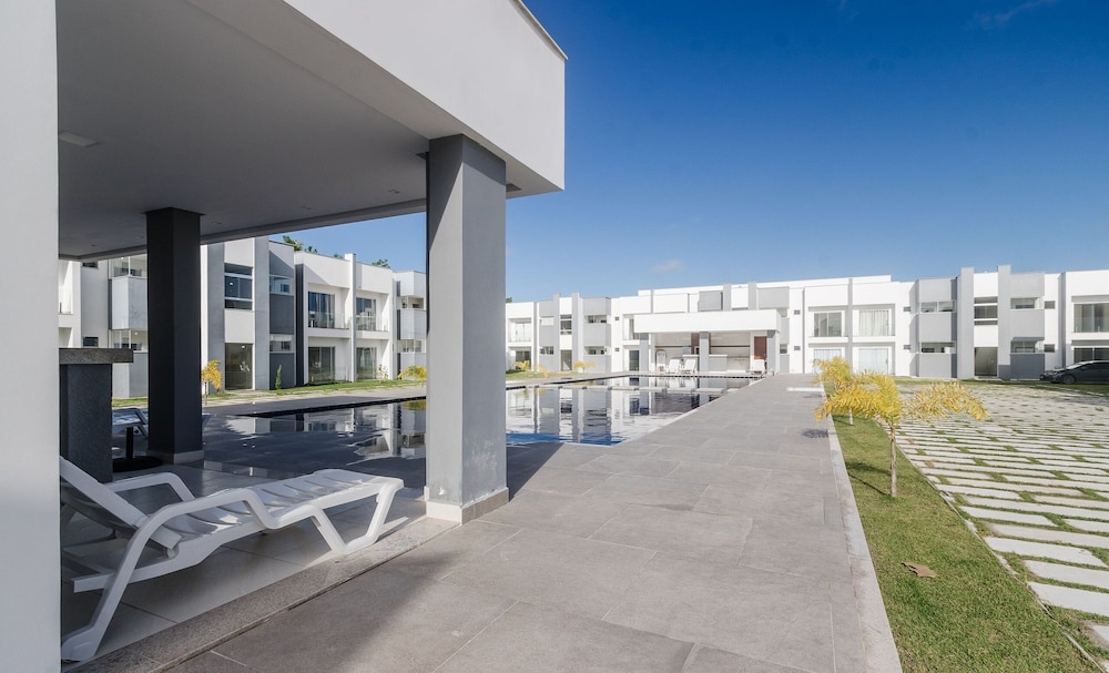 Apartments Near Muta Beach, BA - Rfms
