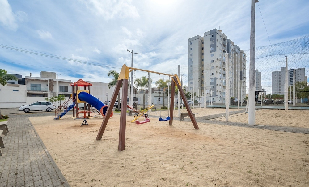 2BR Apt w/ BBQ 600m Beach Rag0406
