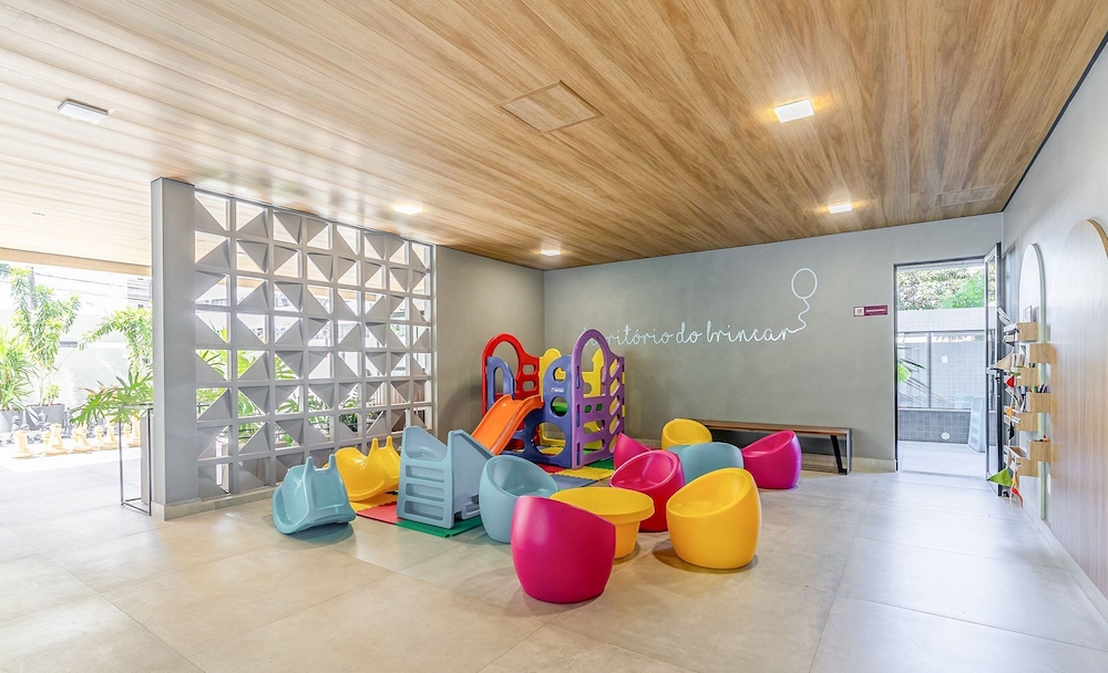 Stay With a Pool and gym 350m From the Beach in a Prime Location in Maceio - SLI