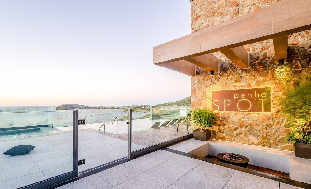 Studios in a Seaside Building, Close to Beto Carreiro at Penha Spot - Psob