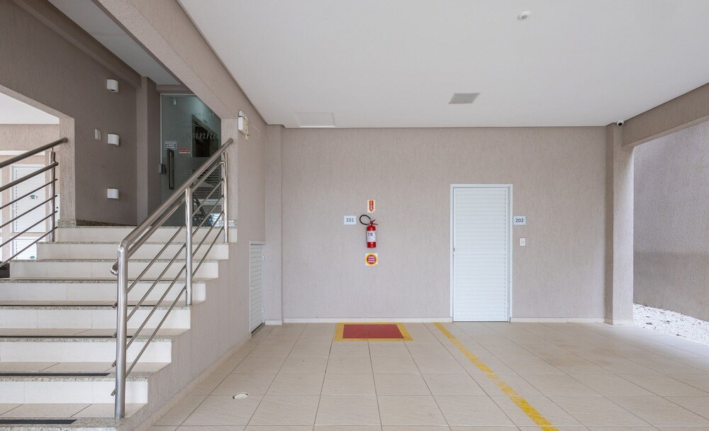 Sea View Apartment w Barbecue in Bombinhas Lga0201