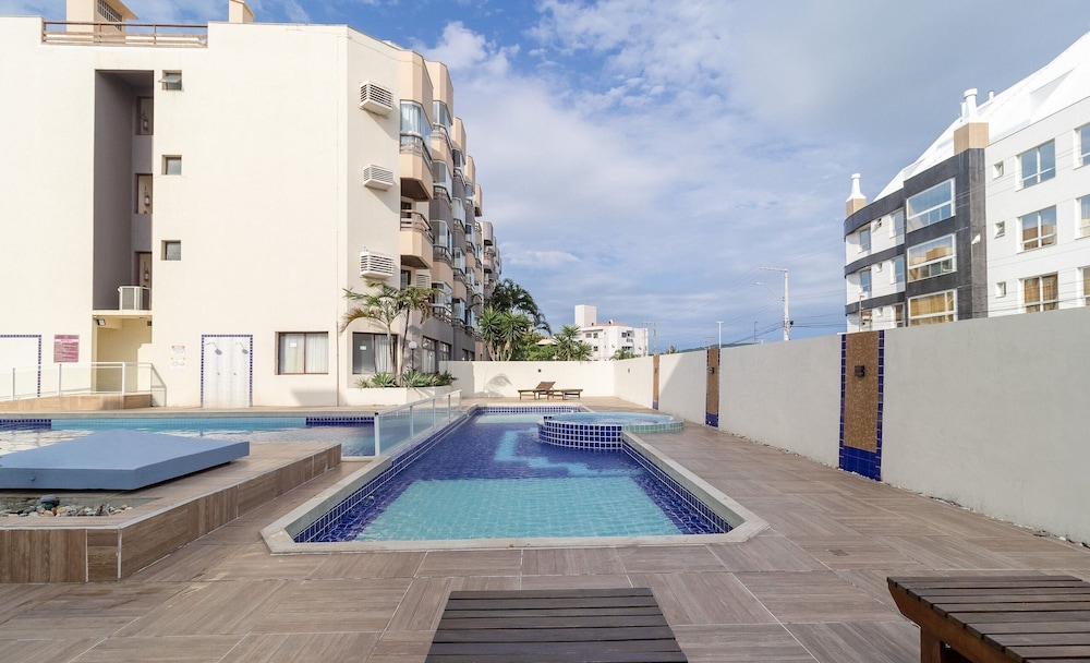 Charming Stay Steps From the Sea Ftm0401