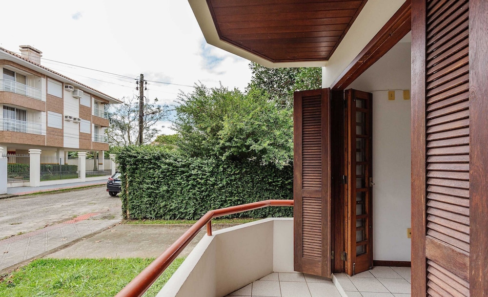 Beautiful Apartments Close to the Beach Stacy