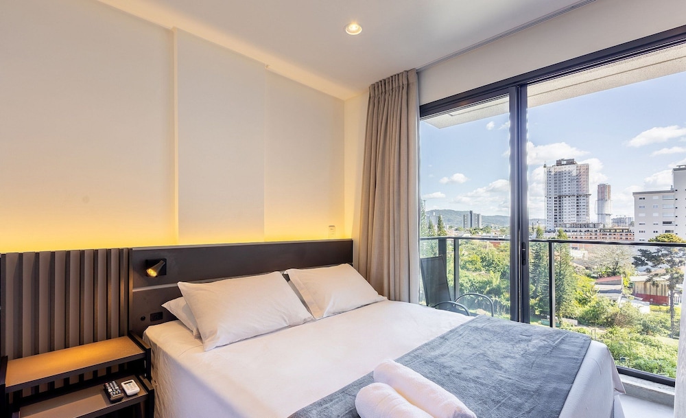 Studios With Side Sea View at Penha Spot PSO - L