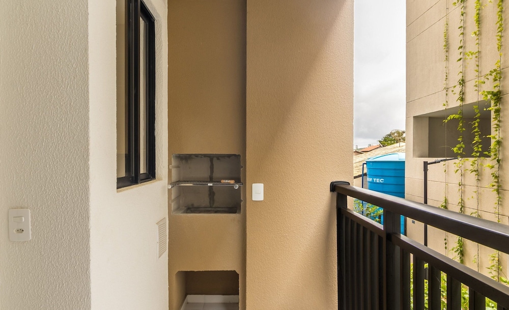 MCB - Apartments With Pool Near the Beach