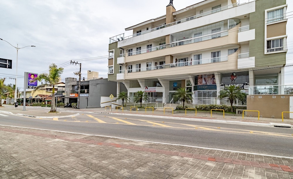 Charming Apt 270m From Campeche Beach - Cbu203