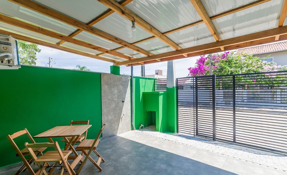 RUC - Houses 270m From Canto Grande Beach