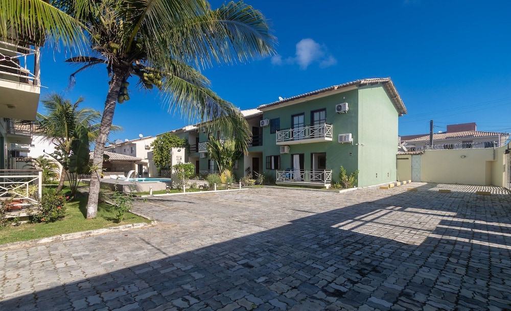 Apartments in Condominium With Pool 1km From the Beach - GIU
