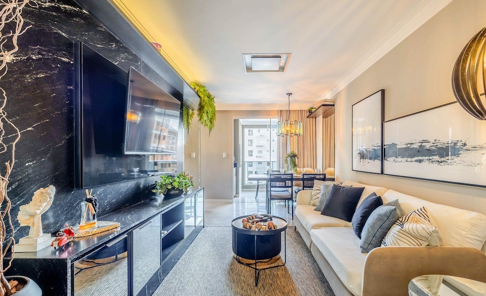 Modern and Fully Equipped Apartments Just Minutes From the sea at Meia Praia - GRI