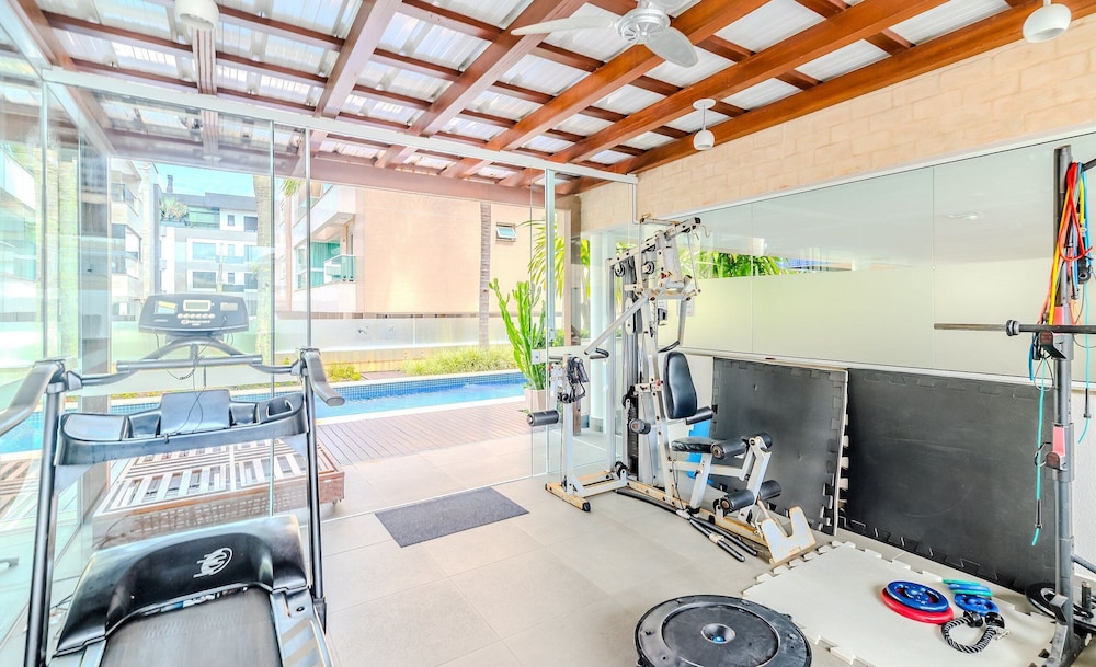 Beautiful Apart w/ Balcony 500m From Beach Nng0102