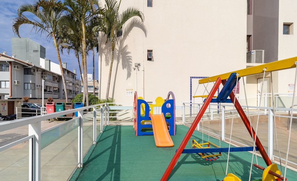 Charming Stay Steps From the Sea Ftm0401