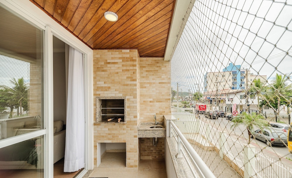 Charming apt Just 350m From the Beach! - Vgn0102