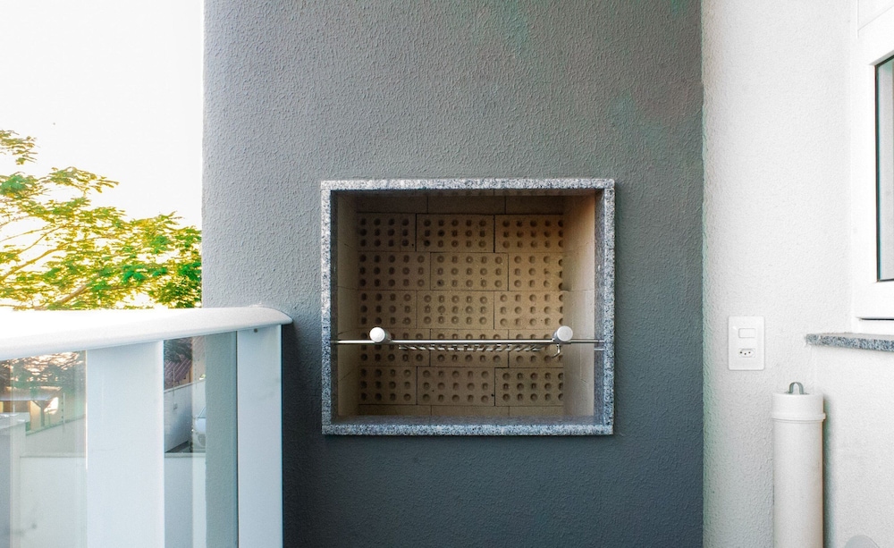 Modern Apartment With Pool and Barbecue Crr201