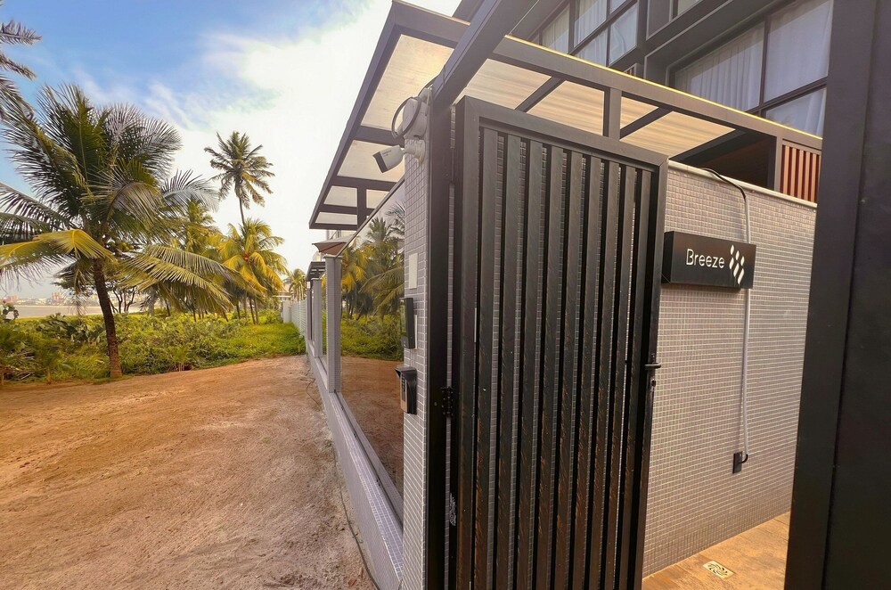 Breeze Miramar Hospedagens