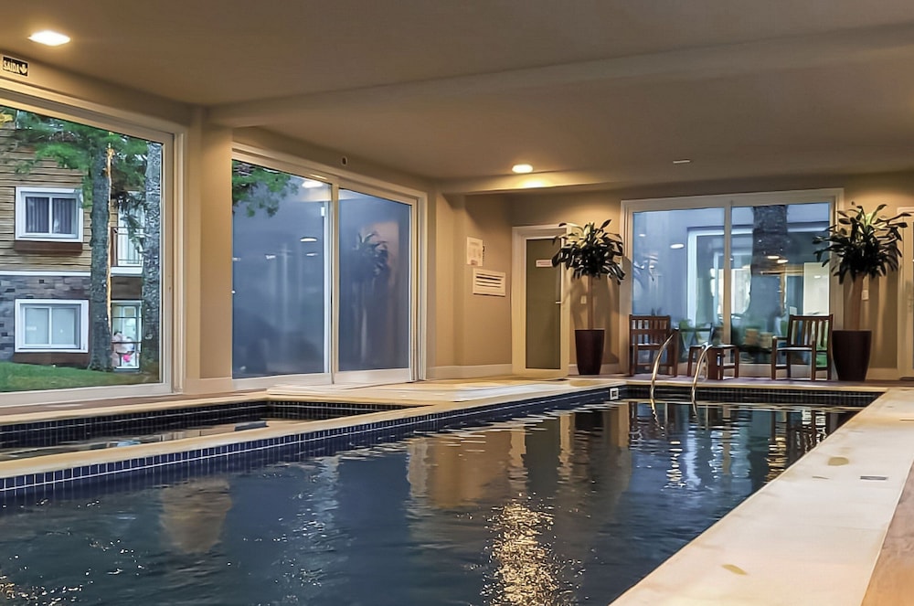 Beautiful Apartment With Heated Pool Cap0302