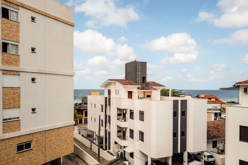 Nice and Equipped Apt. 200m From the Beach Pra0304