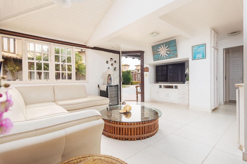 Bz75 Casa 4 suítes Geriba 250m da praia