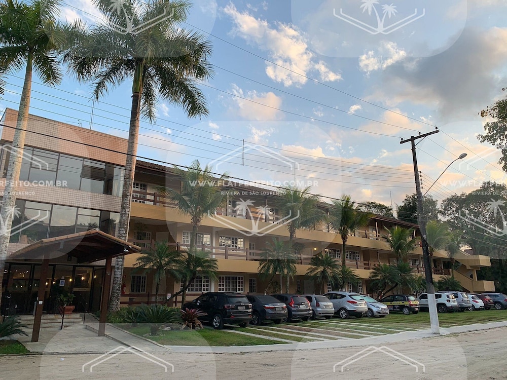 Hotel Flat Perfeito Amarilis Riviera São Loure - Image 1