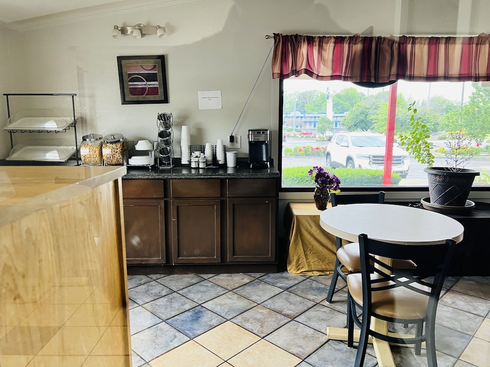 Cozy Garden Inn By OYO Hwy 40 Richmond view 3