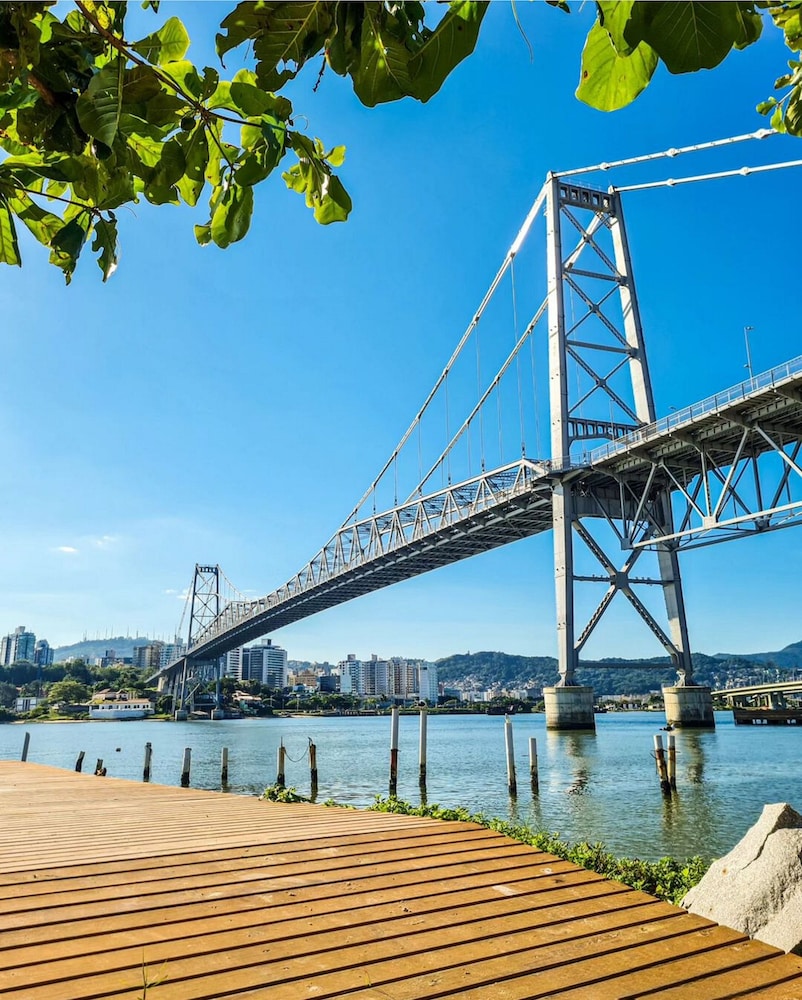 Flat com Vista para Ponte Hercílio Luz