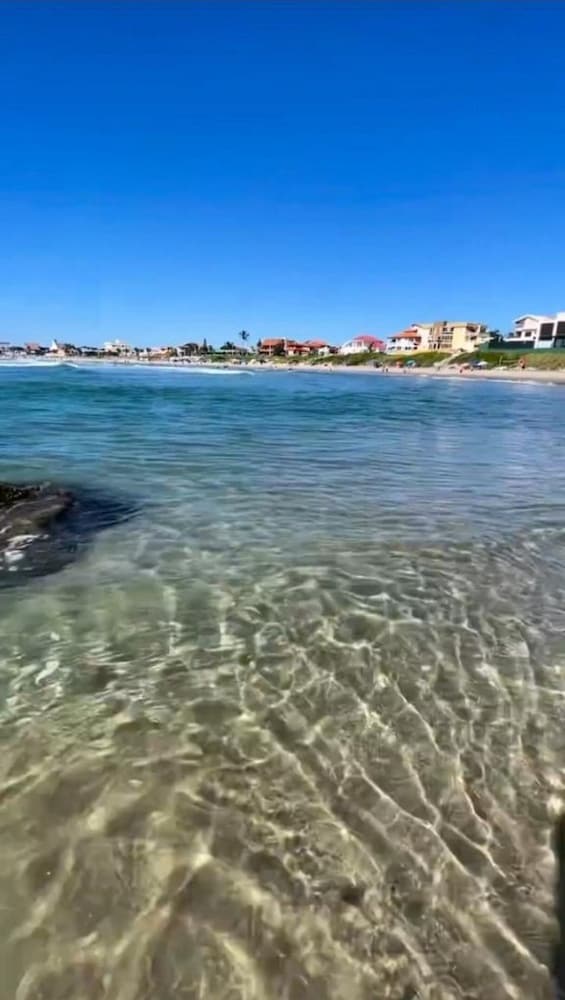 Casa de Praia Brisa do Oceano com Piscina Privativa - São Francisco do Sul