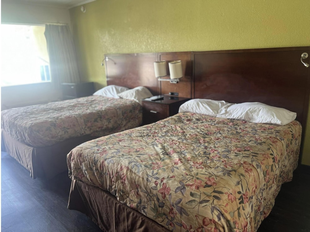 Capitol Inn by Belvilla Richmond Airport VA