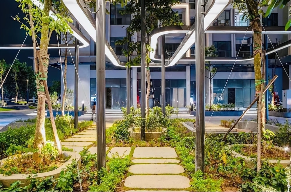Vinhomes Smart City by Emily in Town