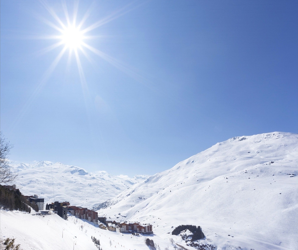 Apartment in Les Menuires With Spa & Ski Access