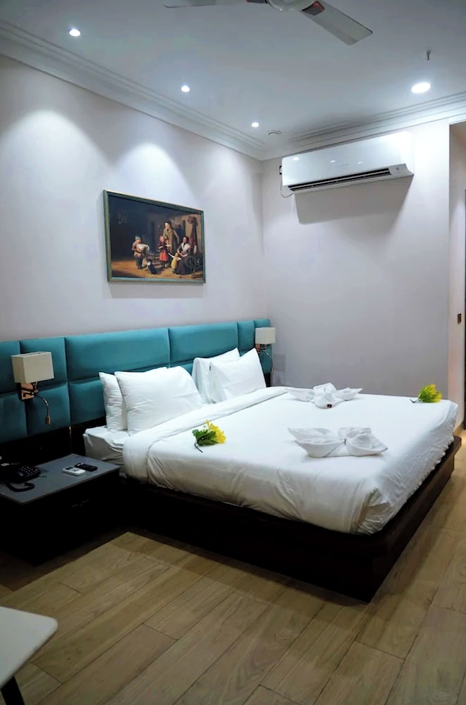 Hotel Midas Inn Mathura