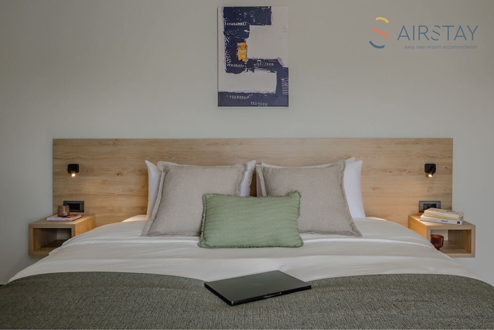Jaax Apartment Airport by Airstay