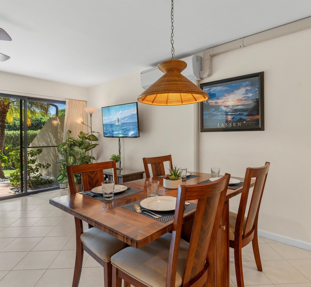 Maui Kamaole D106 1 Bedroom Condo
