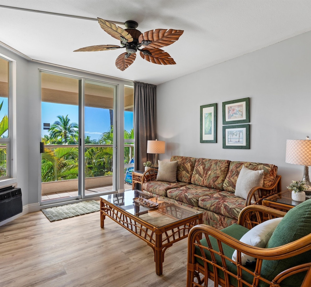 Maui Banyan T303 3 Bedroom Condo