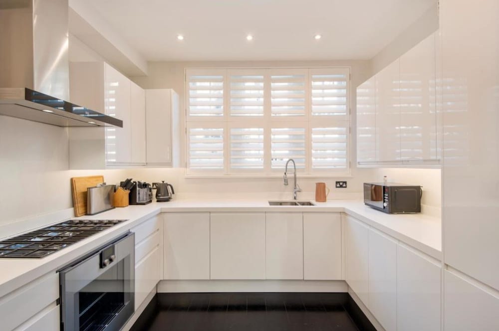 Stunning 5-bed House in London