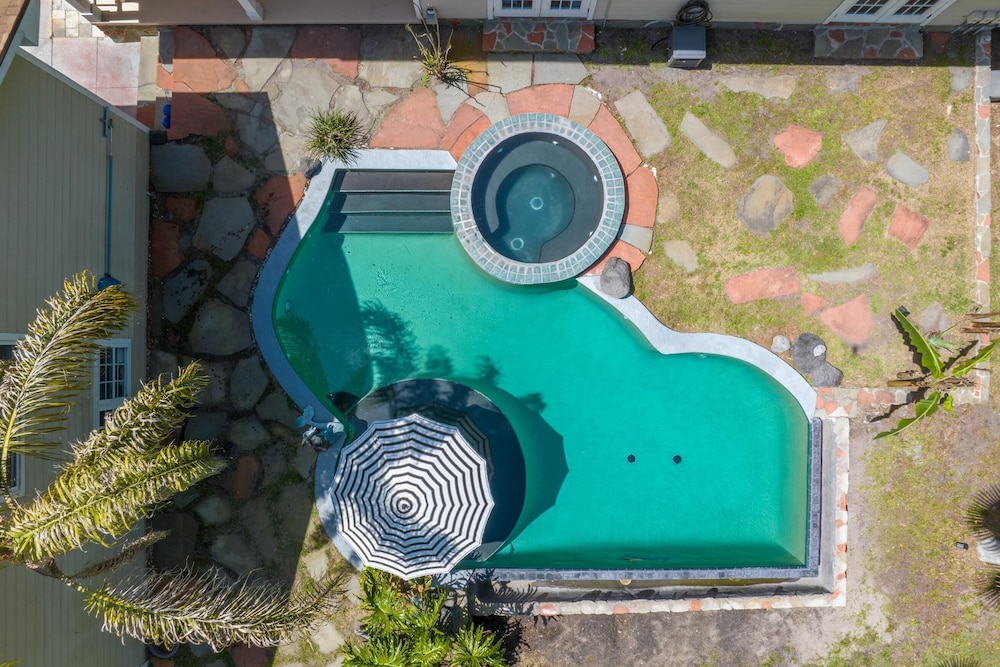 Aqua Dream Home for 11