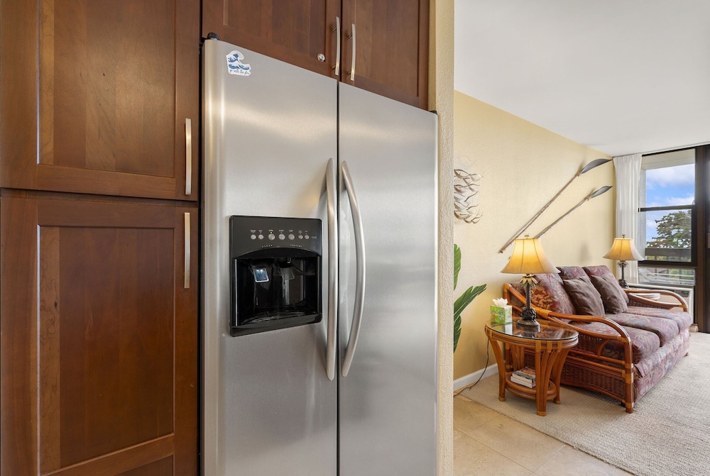 Maui Vista 1-308 - Steps From the Beach, Renovated, Ocean Views, New Windows, AC