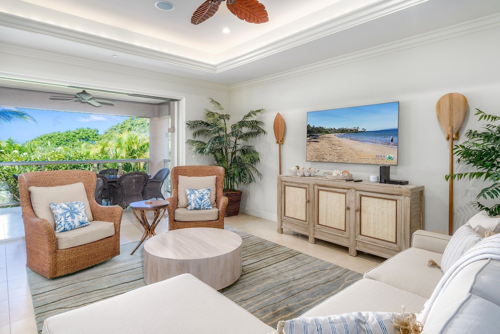 Luxurious Ho'olei 12-2, Lush View, Close to Pool, Sleeps 8 in Beds, Central AC!