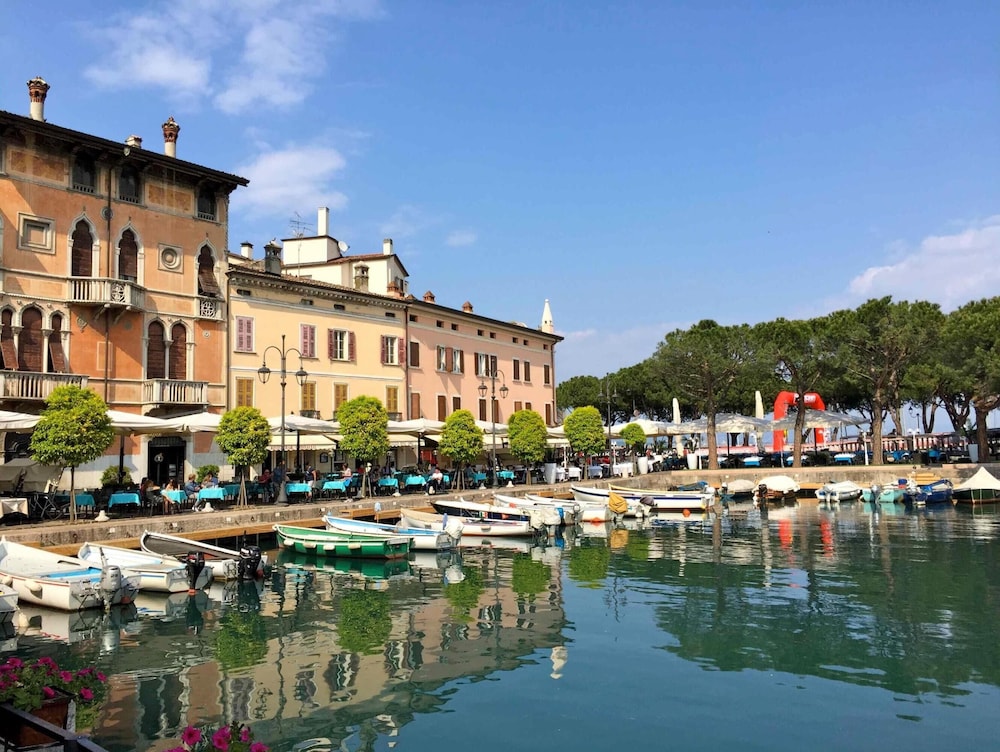 Apart Lago Blu 200m From Lake view 5