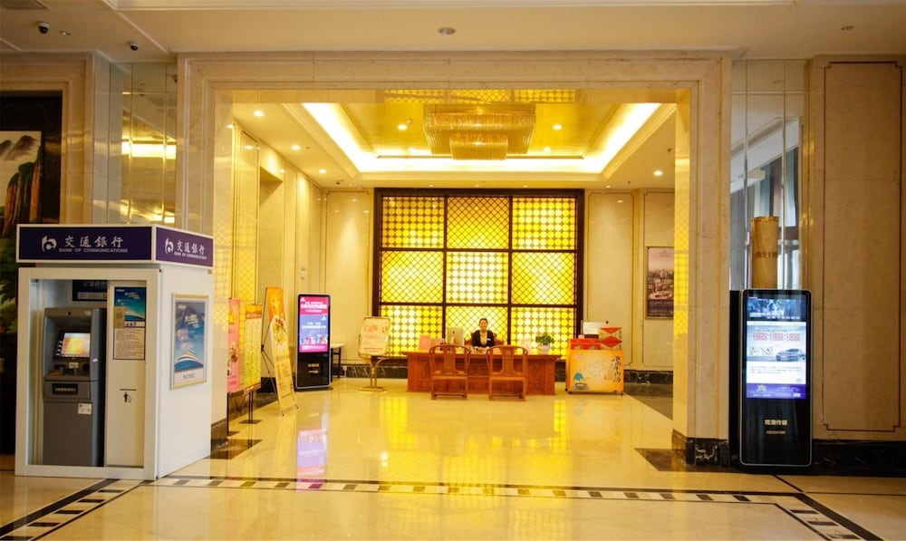 GreenTree Huainan Tianjiaan Square Guangchang road Hotel