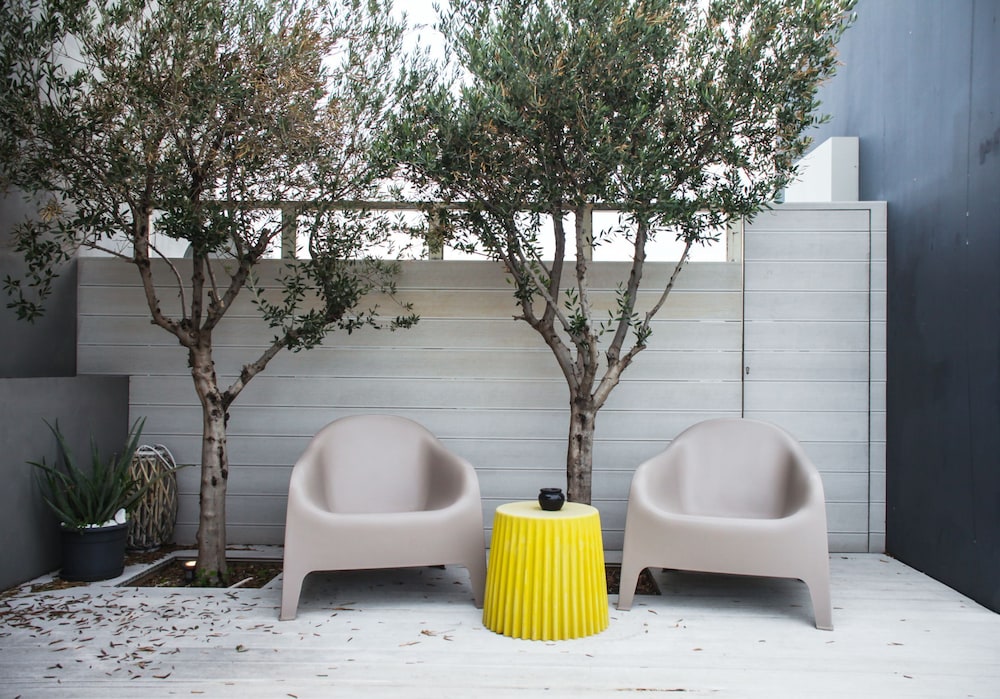 Athina Art Apartments