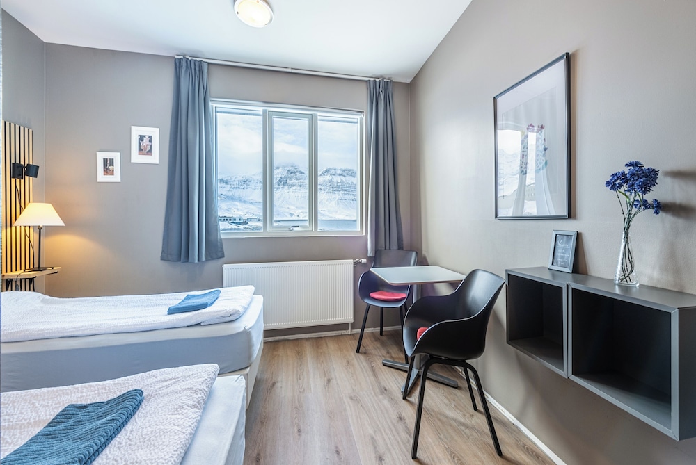 Stöð Guesthouse & Aparments