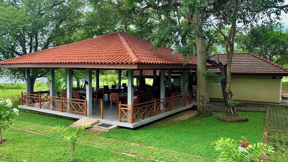 Gal Oya Lake Club