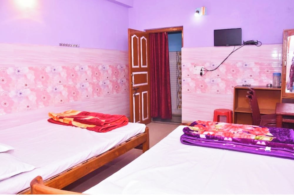 HOTEL MILANNN GUEST HOUSE
