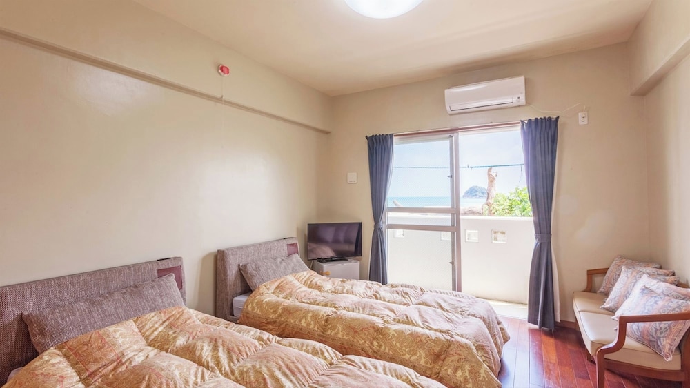 Condominium Uminchu No Yado